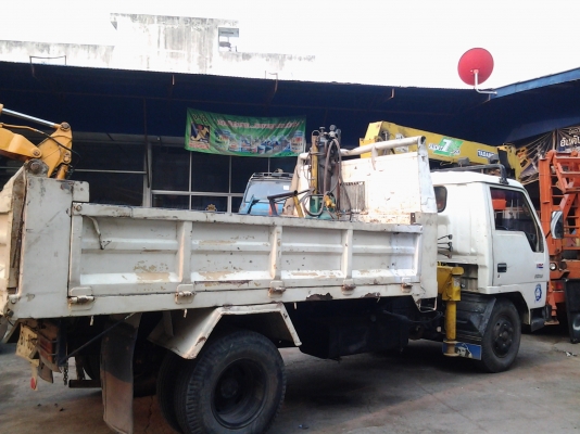 รถมิตซู CANTER 115 แรง ดัมพ์ 5 คิว+เครน 2.5 ตัน รถมิตซู CANTER 115 แรง ดัมพ์ 5 คิว+เครน 2.5 ตัน