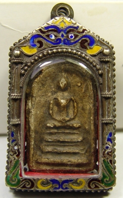 พระสมเด็จพร้อมกรอบสวย ๆเก่ามาก