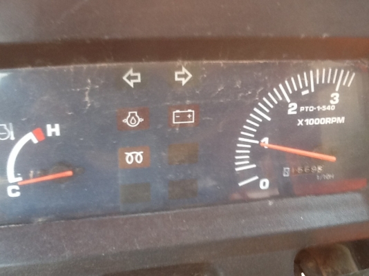 ขายรถรถL3408พร้อมอุปกรณ์ต่อพ่วง ขายรถรถL3408พร้อมอุปกรณ์ต่อพ่วง