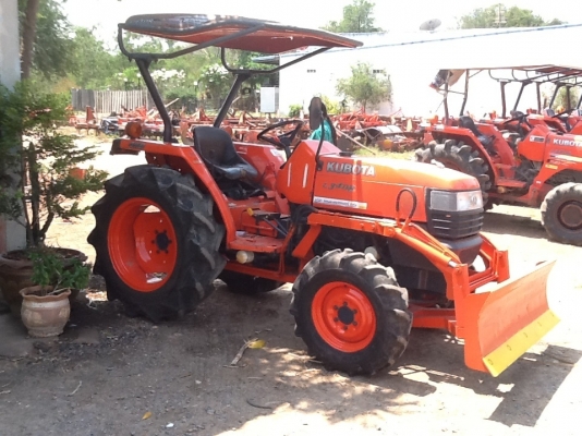 ขายรถรถL3408พร้อมอุปกรณ์ต่อพ่วง ขายรถรถL3408พร้อมอุปกรณ์ต่อพ่วง