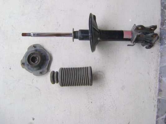 โช๊คอัพ toyota soluna