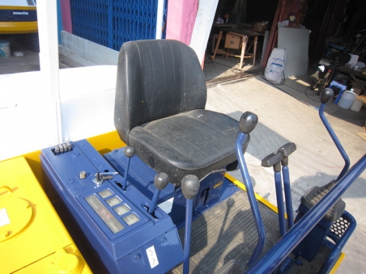 ขาย รถขุดเล็ก KOMATSU รุ่น PC20-6- แทร็กเหล็ก มือสองญี่ปุ่น ขาย รถขุดเล็ก KOMATSU รุ่น PC20-6- แทร็กเหล็ก มือสองญี่ปุ่น