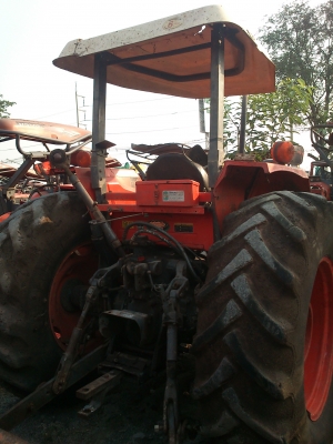 KUBOTA M9000