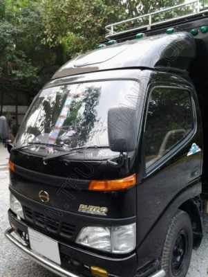 รถบรรทุก 4 ล้อ บรรทุกตู้แห้ง ยี่ห้อ HINO รุ่น WU301R-HBMLX3//ติดต่อเจ้าของโดยตรง คุณอร โทร.080-806-9779