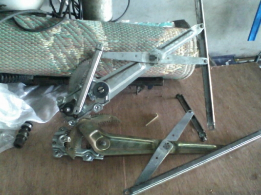 ชุด รางกระจก  1คู่.