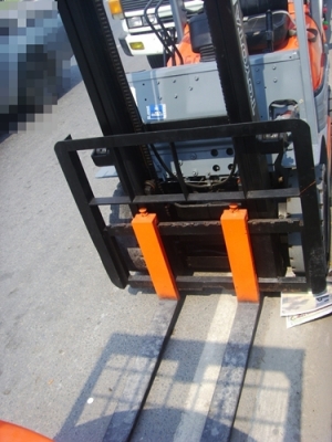 ขาย รถโฟล์คลิฟท์   รถโฟล์คลิฟท์   ยี่ห้อ TOYOTA   รุ่น  6FD15    เครื่อง 1DZ     1.5  ตัน