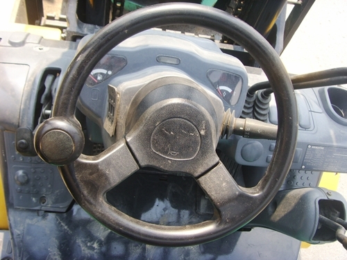 ขาย รถโฟล์คลิฟท์   ยี่ห้อ   KOMATSU    3.0 ตัน