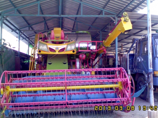 ขายด่วน รถเกี่ยวข้าว เกษตรพัฒนา เจ้าของขายเอง สนใจติดต่อ 0877-746257 และ 088-0276359