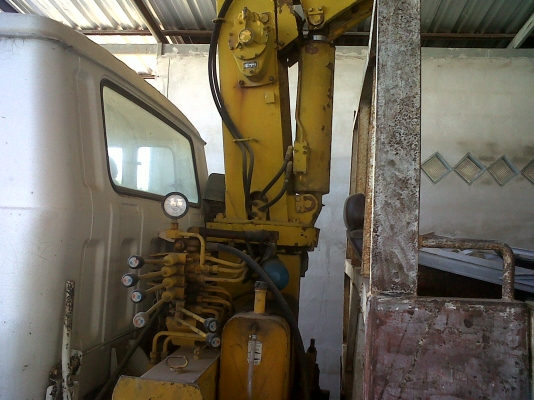 ขายรถหกล้อJCMติดเฮี้ยบสองปลอก สวย