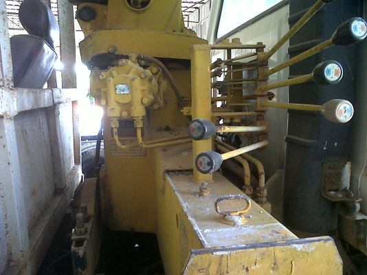 ขายรถหกล้อJCMติดเฮี้ยบสองปลอก สวย ขายรถหกล้อJCMติดเฮี้ยบสองปลอก สวย