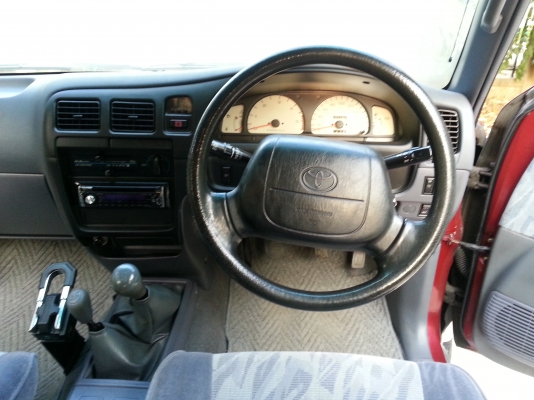 ขายTOYOTA sport rider 4WD 3000EFI ABS AIRBAG พวงมาลัยเพาว์เวอร์ เกียรธรรมดา