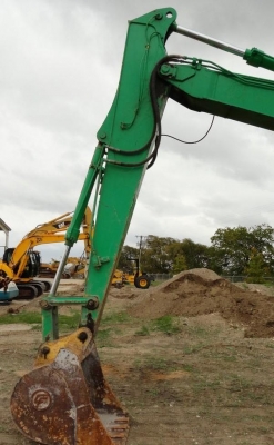 รถขุด KOBELCO  SK135srlc-1E รถนอกนำเข้า ปี2005,2468Hr.รถสวยครับ จะถึงไทยแล้ว สภาพดี ติดต่อ มานะ 085-9049669