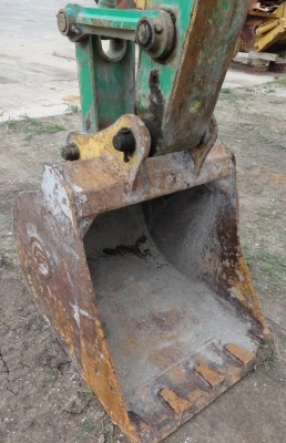 รถขุด KOBELCO  SK135srlc-1E รถนอกนำเข้า ปี2005,2468Hr.รถสวยครับ จะถึงไทยแล้ว สภาพดี ติดต่อ มานะ 085-9049669