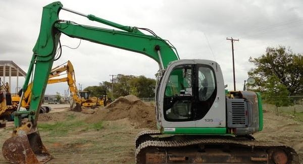 รถขุด KOBELCO  SK135srlc-1E รถนอกนำเข้า ปี2005,2468Hr.รถสวยครับ จะถึงไทยแล้ว สภาพดี ติดต่อ มานะ 085-9049669