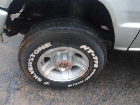 ขายรถกระบะหรือแลกเปลียนรถจีปขับสองขับสี่ ขายรถกระบะหรือแลกเปลียนรถจีปขับสองขับสี่