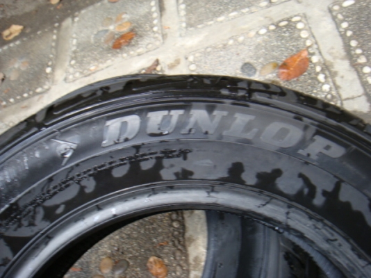 ขายยาง Dunlop LM701 215/65/16 สภาพดี2เส้น