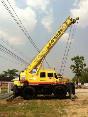 ขายเครน25ตัน 4ล้อ TADANO TR250M-5 ปี 94 พร้อมทะเบียน ขายเครน25ตัน 4ล้อ TADANO TR250M-5 ปี 94 พร้อมทะเบียน