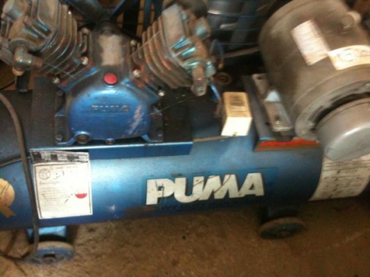 ปั๊มลม 2 HP พร้อมมอเตอร์  2 สาย สภาพดี ขายยก ตามสภาพ
