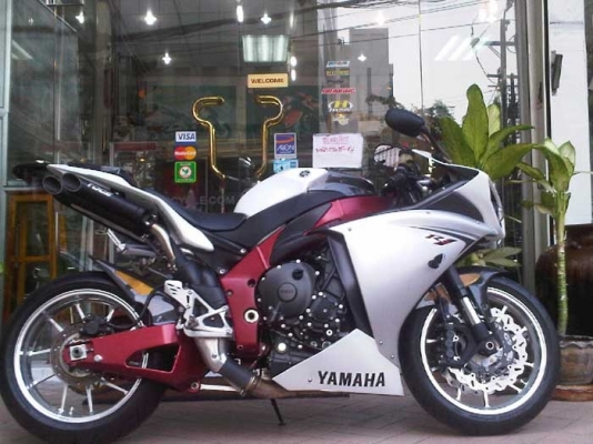 (ปรับราคา ด่วนๆ)ขาย YAMAHA YZF R-1 ปี2010 มี 2คัน สสม-ทะเบียนแท้