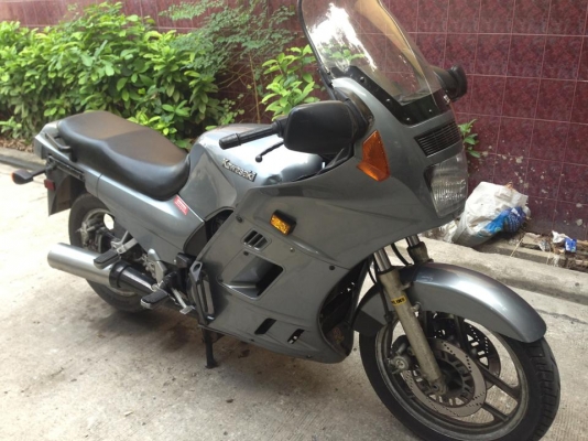 ขาย kawazaki gtr 1000  invol สรรมษามิตร พร้อมออกทิป