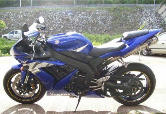 (ปรับราคา ด่วนๆ)ขาย YAMAHA YZF R-1 ปี 2006