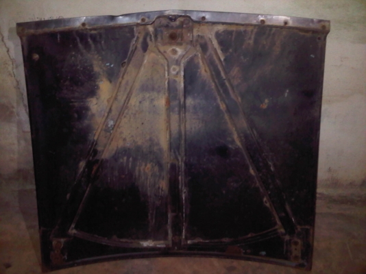 ฝากระโปรง 521