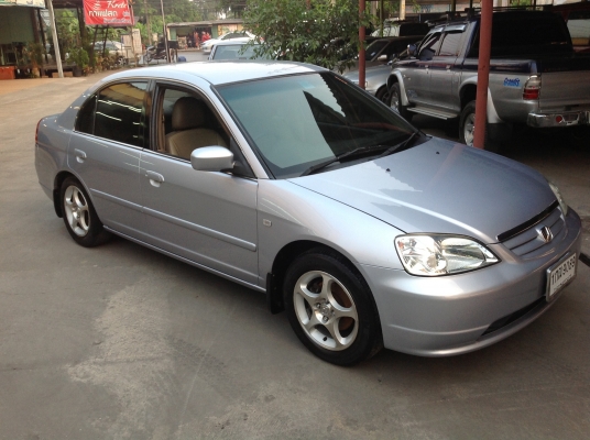 ขายซีวิคไดแมนชั่นปี01เครื่อง1.7ติดแก็สสภาพสวย