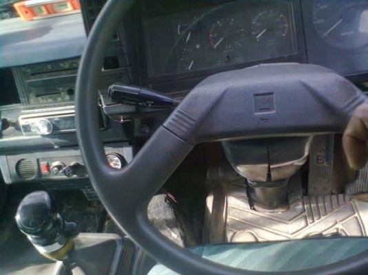 รถอิซูซุ 10 ล้อดั๊ม นางฟ้าแท้  เปลื่ยนเครื่อง 270 แรงม้า ปี 38  สนใจติดต่อ 081 - 6079515