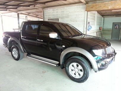 Mitsubishi Triton Plus DOUBLE CAB 2.5 A/T ตัวท็อป