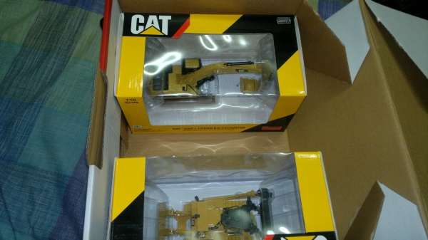 ส่งให้แล้วคับ โมเดล 336 D10T คุณ สมชาย จ. พิจิตร