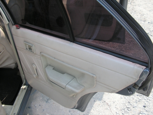 ซันนีFF1300CC LPG 40,000บาท สภาพพร้อมใช้(รูปเพี๊ยบ)