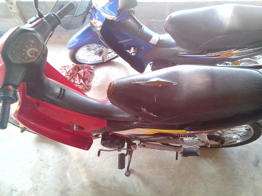 เวฟ สีแดง 12500 สีน้ำเงิน 16500 มีชุดโอนพร้อม เวฟ สีแดง 12500 สีน้ำเงิน 16500 มีชุดโอนพร้อม