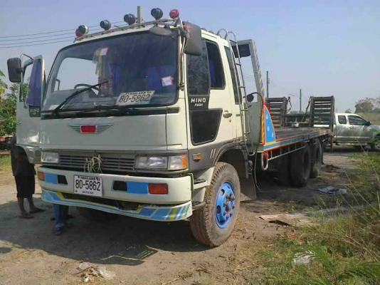 เทเลอร์บรรทุกรถเกี่่ยวข้าวHINO FM3H ปี38 -195แรงม้า สวยมาก เทเลอร์บรรทุกรถเกี่่ยวข้าวHINO FM3H ปี38 -195แรงม้า สวยมาก