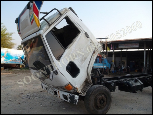 ขายด่วน รถบรรทุก 6 ล้อ HINO KM779  117 แรง (หัวคัซซีสภาพสวย) พร้อมใช้ ราคาสุดคุ้ม