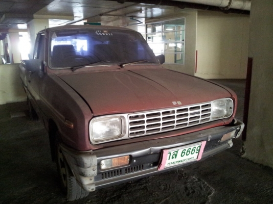 ขาย มาสด้า  แฟมีเลีย มีแอร์