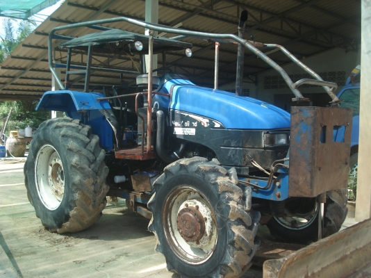 ขายด่วนรถไถ  FORD TS90