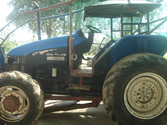 ขายด่วนรถไถ  FORD TS90