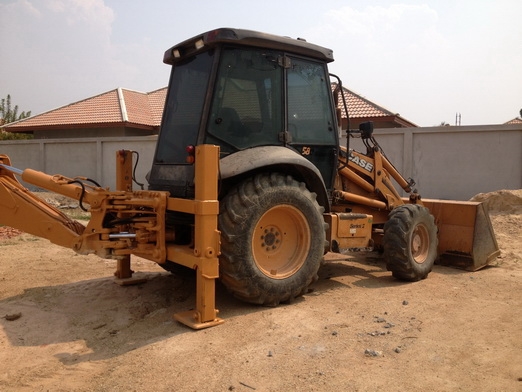 รีบขายด่วน ต้องการใช้เงิน รถตักหน้าขุดหลัง JCBยี่ห้อ CASE 4x4 สภาพพร้อมทำงาน