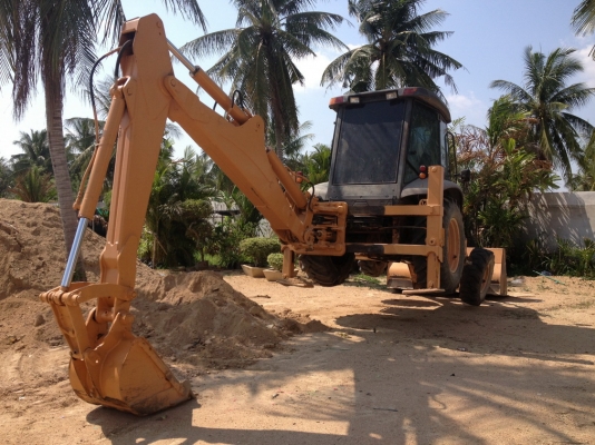 รีบขายด่วน ต้องการใช้เงิน รถตักหน้าขุดหลัง JCBยี่ห้อ CASE 4x4 สภาพพร้อมทำงาน รีบขายด่วน ต้องการใช้เงิน รถตักหน้าขุดหลัง JCBยี่ห้อ CASE 4x4 สภาพพร้อมทำงาน