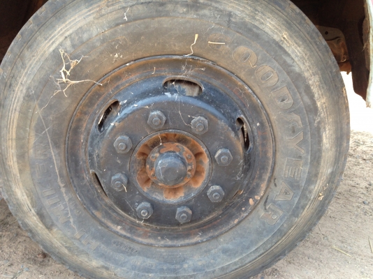 ขายรถ10ล้อ มีภาพวีดีโอ ISUZU JCM เครื่อง 6BD1-165 แรงrn รถหางปลา เพลาเดียว สีสันลวดลาย สวยทั้งคัน rn ขายรถ10ล้อ มีภาพวีดีโอ ISUZU JCM เครื่อง 6BD1-165 แรงrn รถหางปลา เพลาเดียว สีสันลวดลาย สวยทั้งคัน rn