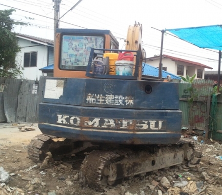 KOMATSU  PC 60-5