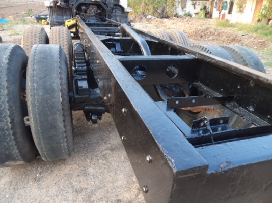 ขายรถอีซูซุ10ล้อหัวคัซซี เครื่อง195แรง เบรกทิิฟฟี พวงมาลัยเพาเวอร์