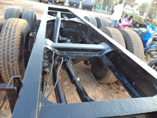 ขายรถอีซูซุ10ล้อหัวคัซซี เครื่อง195แรง เบรกทิิฟฟี พวงมาลัยเพาเวอร์