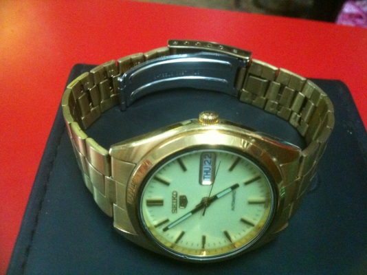 ขายนาฬิกา SEIKO เรือนทอง NO 5