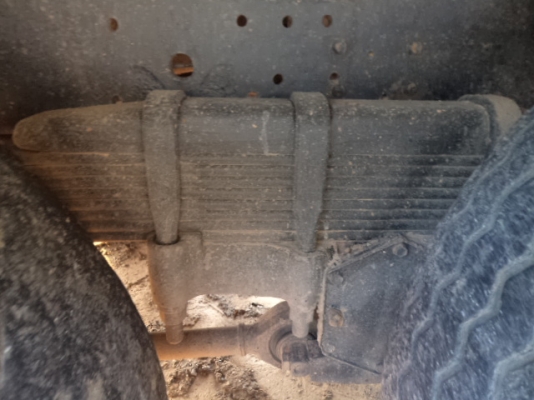 ขายรถอีซูซุร็อก10ล้อเทเลอร์ สภาพสวยๆพร้อมใช้งานคับ