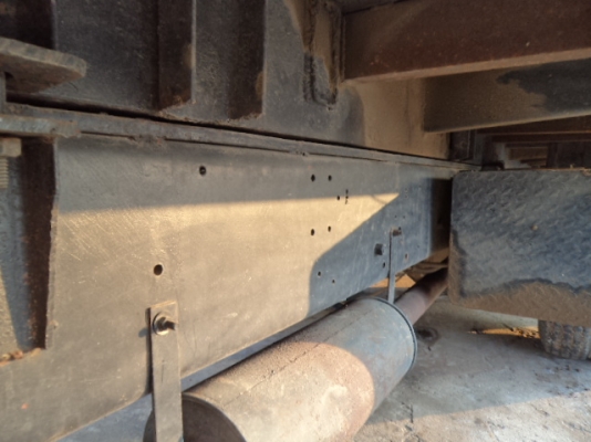 ขายรถอีซูซุร็อก10ล้อเทเลอร์ สภาพสวยๆพร้อมใช้งานคับ