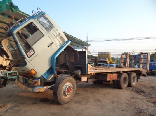 ขายรถอีซูซุร็อก10ล้อเทเลอร์ สภาพสวยๆพร้อมใช้งานคับ