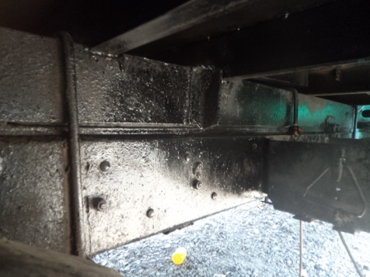 ขายรถอีซูซุ10ล้อเทเลอร์ สภาพสวยๆ พร้อมใช้งานคับ