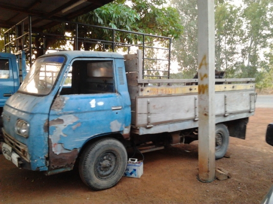 ***ขายแล้วครับขอบคุณ Truck2hand ขาย 4ล้อ NISSAN นิสสันคาร์บอน เครื่องSD22 วางใหม่ (ลงเล่ม)แห้งๆ แน่นๆ สตาร์ทง่าย ช่วงล่างดีคัสซีสวย กระบะไม้คอกไม้ สวยไม่ผุไม่หักพื้นดี หัวไม่สวยมีผุ มีลอก ยางดี4เส้น เครื่องติดวิ่งได้ ขายตามสภาพ พร้อมใช้ พร้อมลุยงาน ราคาต่