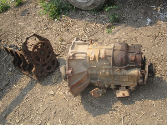 NPRดั้มหัวการ์ตูน-120แรงฝาขาว-รถห้าง---2คัน---590000-สำหรับนักปั้น NPRดั้มหัวการ์ตูน-120แรงฝาขาว-รถห้าง---2คัน---590000-สำหรับนักปั้น